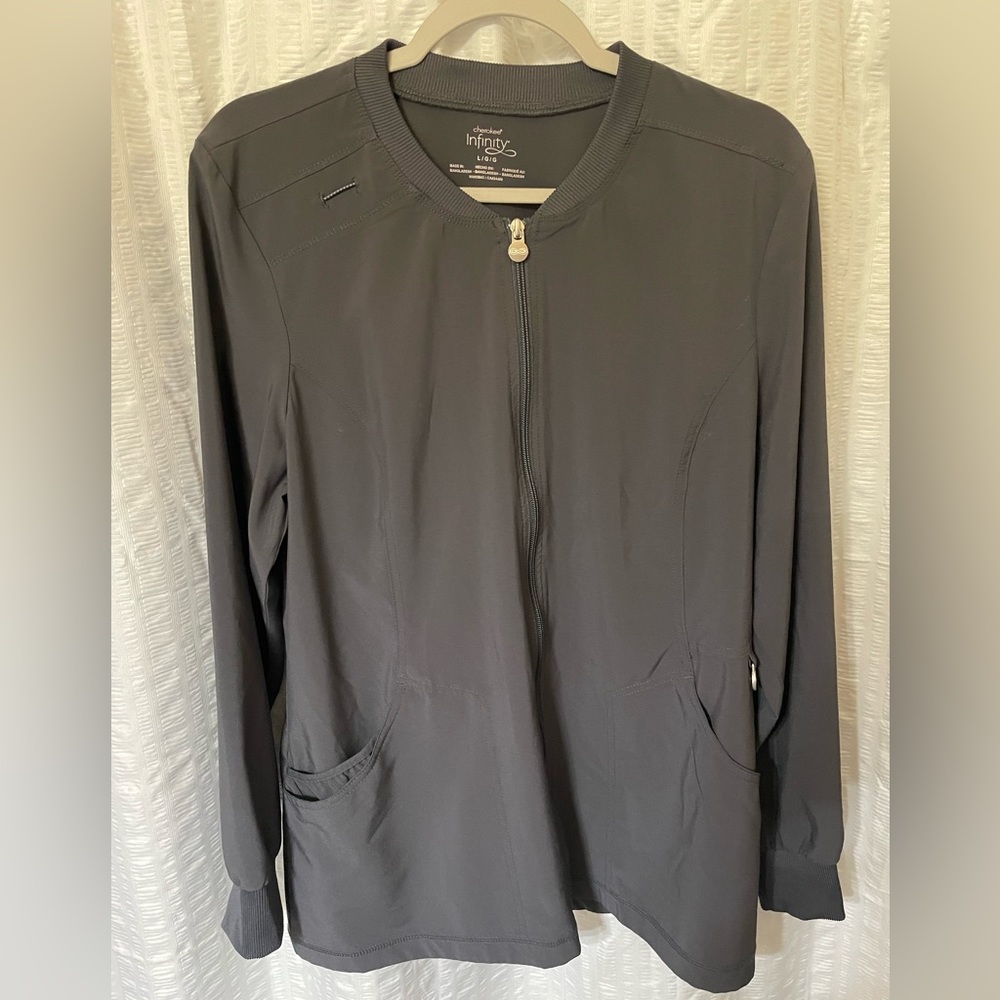 Cherokee Infinity Women’ Zip Front Scrub Jacket